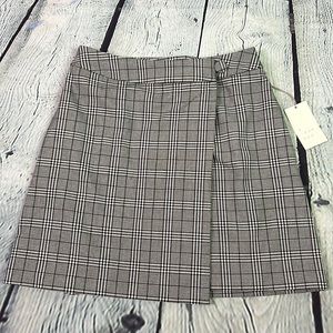 NWT A New Day Plaid Skirt Size 4